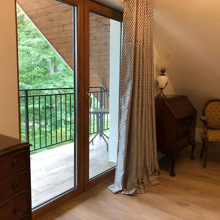 Mazurski Dworek Gledy Maison d'hôtes