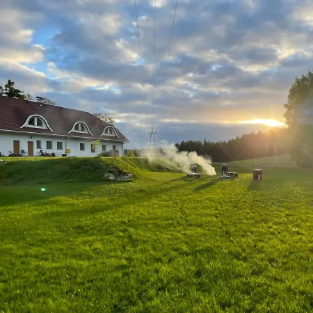 Maison d'hôtes Mazurski Dworek Gledy Łukta